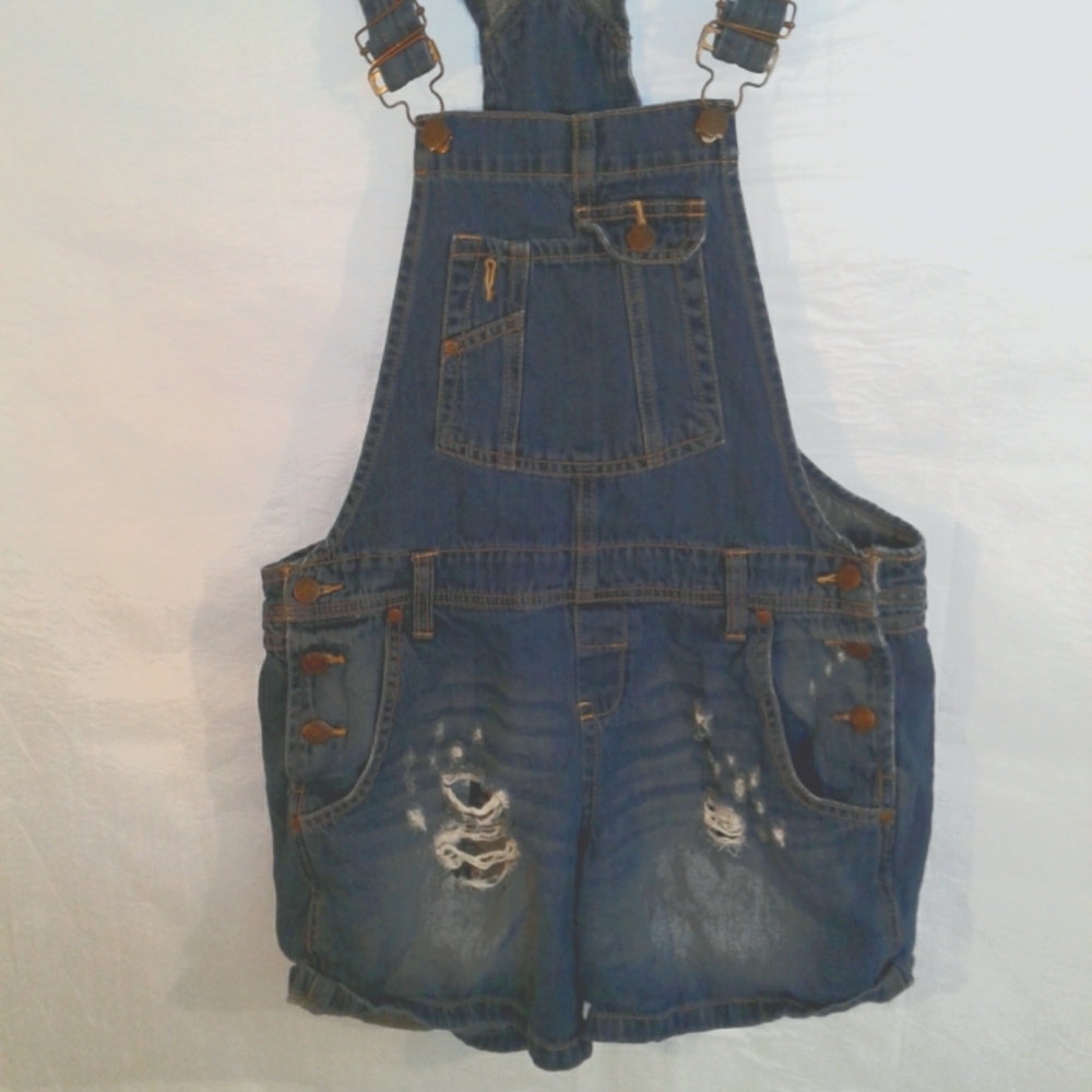 Lei coveralls shorts women's medium distress